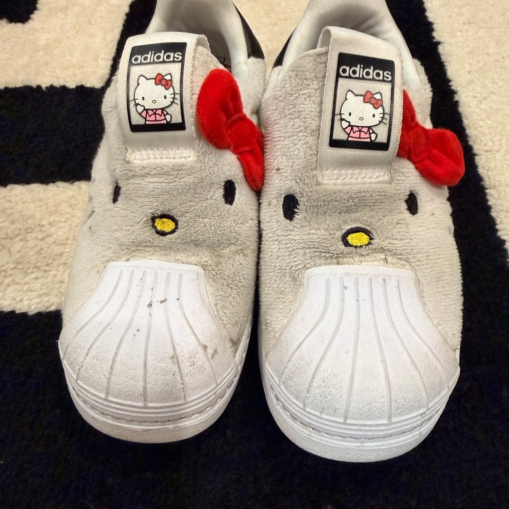 Used Adidas Hello Kitty Slip-On Shoes